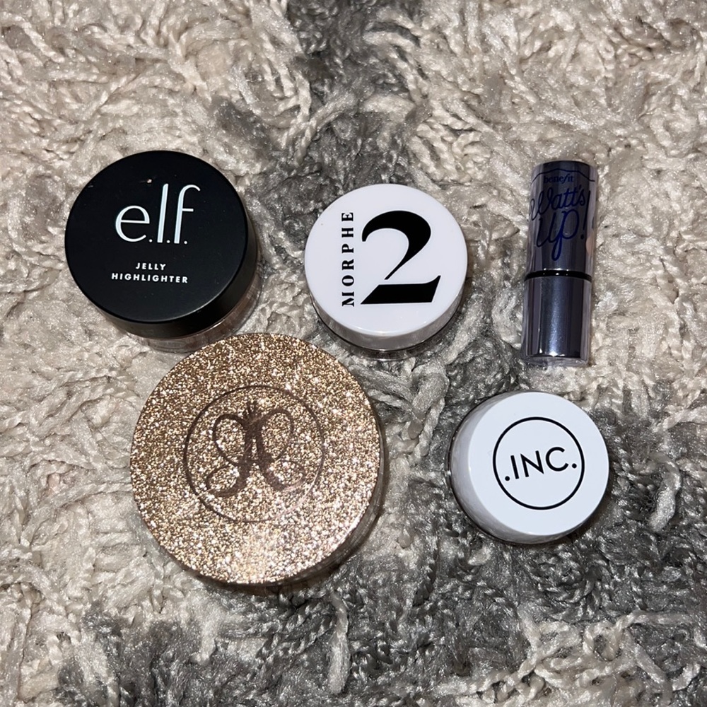 Glow essentials make up set - Picture 1 of 6